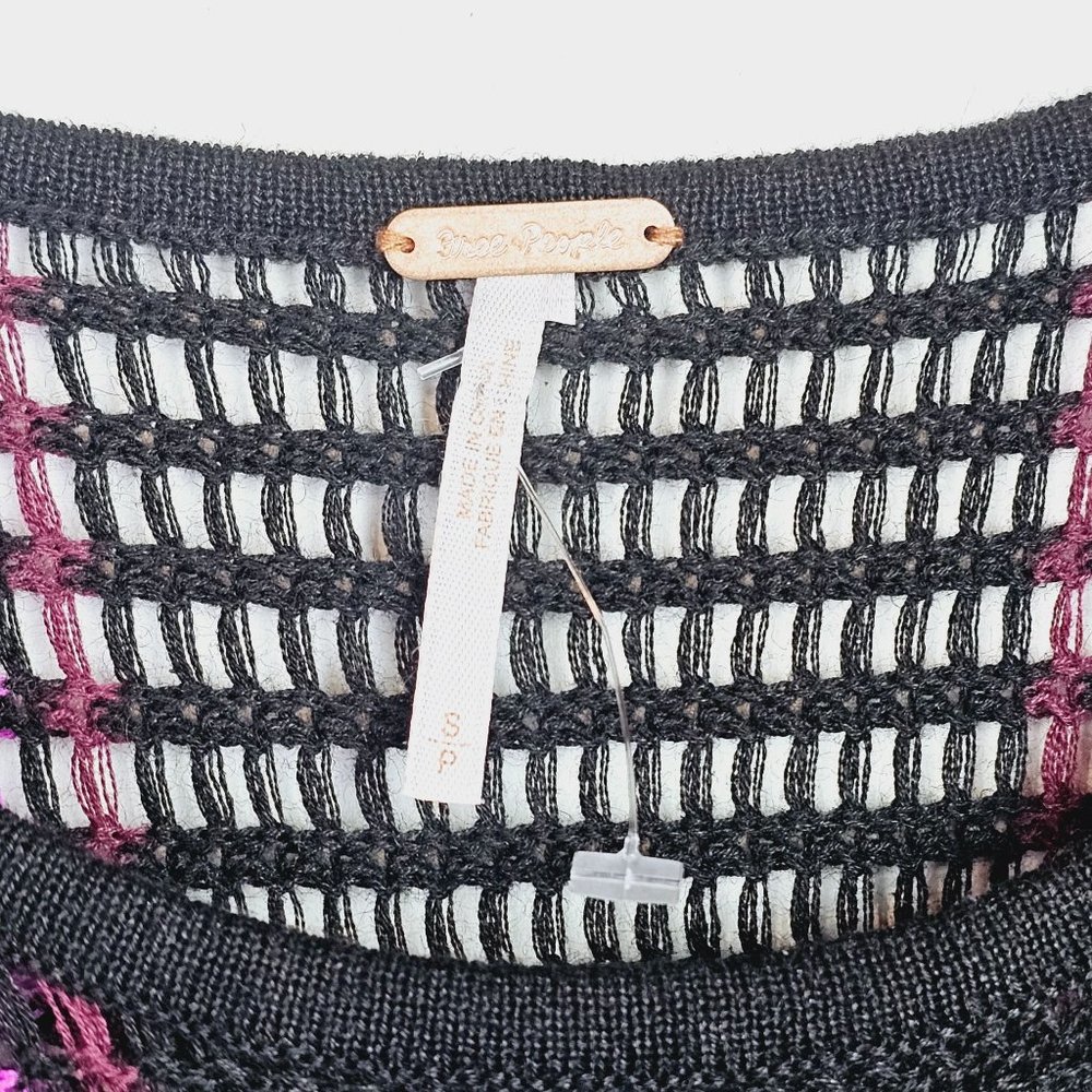 Free People Babes Only Full Crochet Sheer Top in Black Hot Pink, Side Tie Sz Sm - Picture 8 of 8